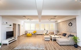 Sofia Drujba Apartment